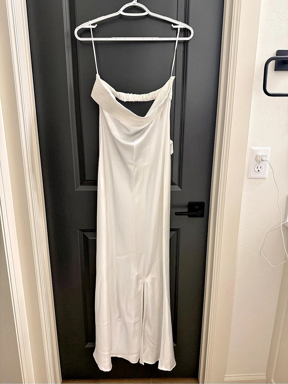 Altar'd State Paityn Strapless Maxi Dress White Maxi Dress Size Medium NWT
